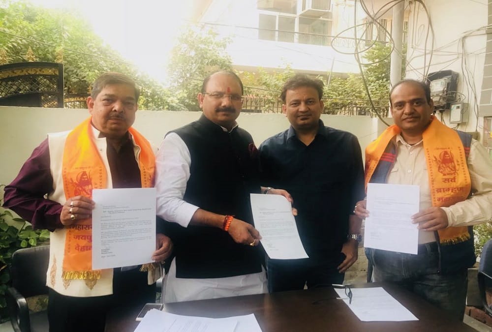 manikarnika controversy- film producers met with brahmin mahasabha to clear the conflict 