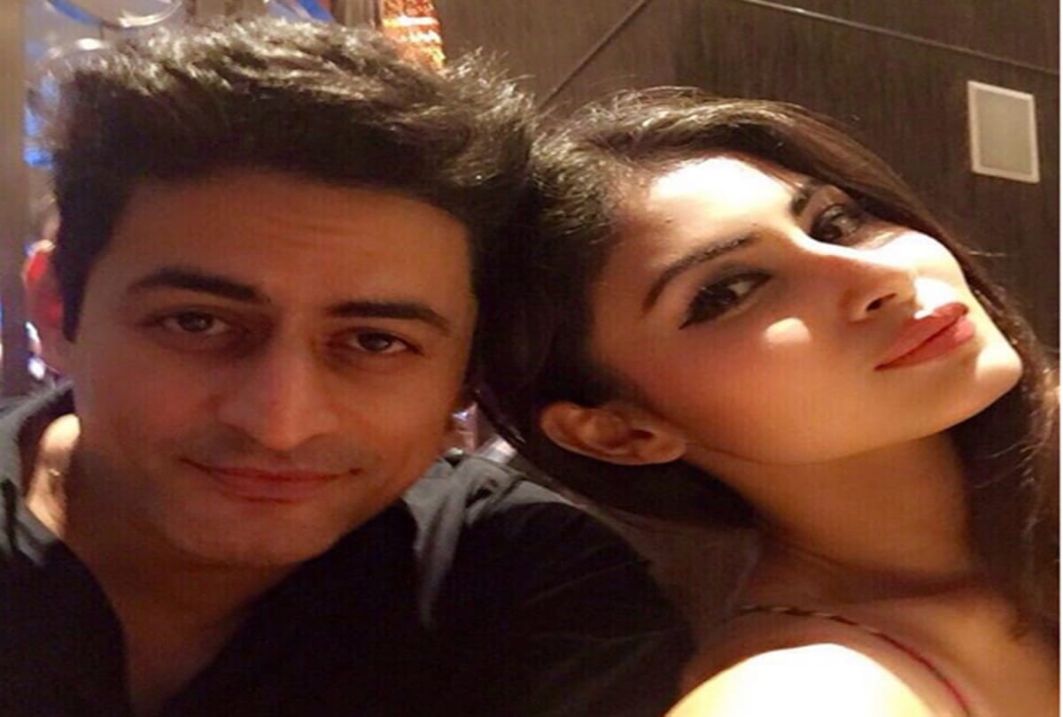 21 Sarfarosh Saragarhi 1897 mouni roy reached on this show screening 