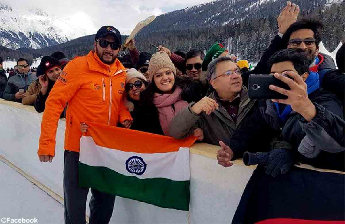 shahid afridi told indian fan to keep open the flag video gets viral