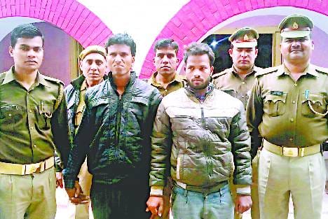 चंदपुरा में चोरी और पिपरिया में 3.50 लाख की डकैती खुली