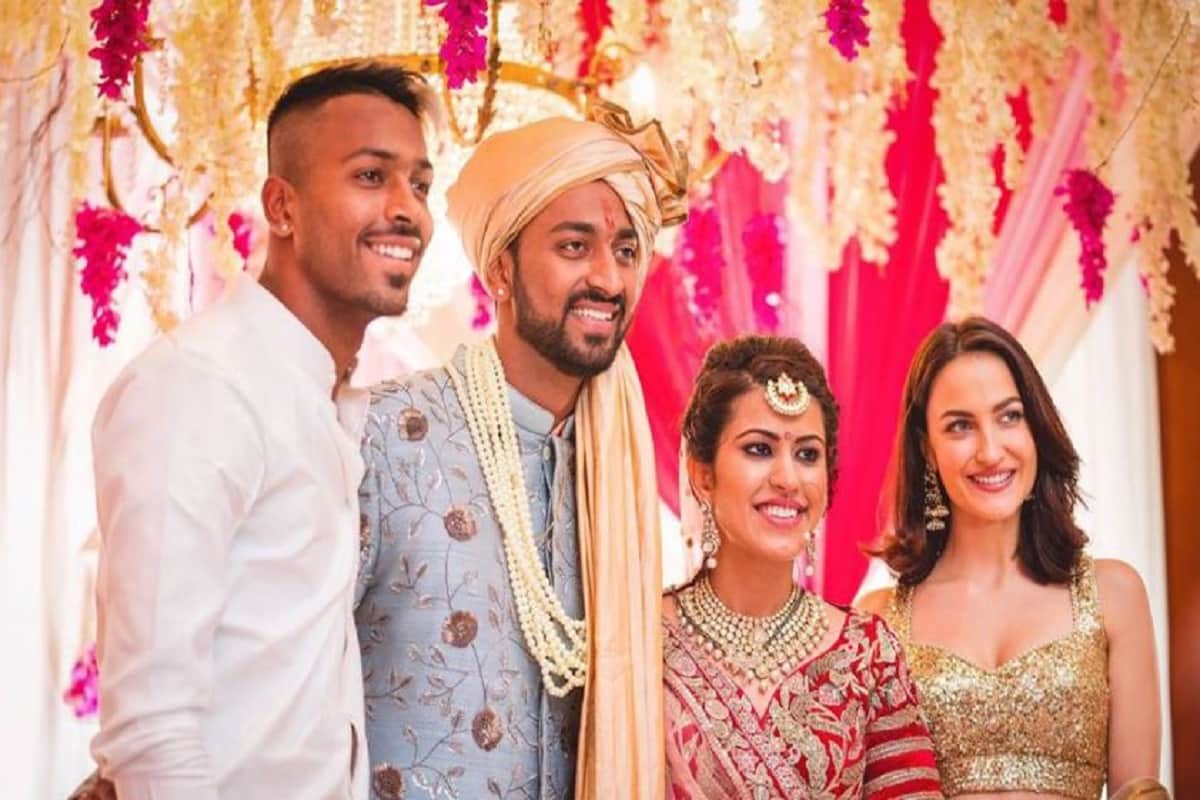 Elli AvrRam statement on her relationship with hardik pandya