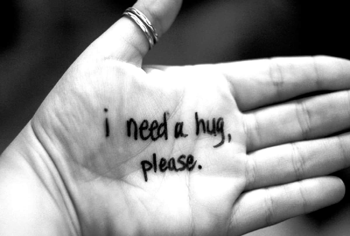 Hug Day 2019 images Quotes SMS Wallpaper Shayari Photos HD wallpapers In Hindi