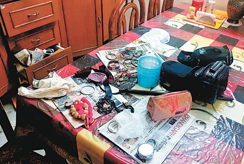बाथड़ी पीएचसी में चोरी की वारदात