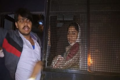 Raking up the Rajasthan Legislative Assembly for liquor ban in jaipur