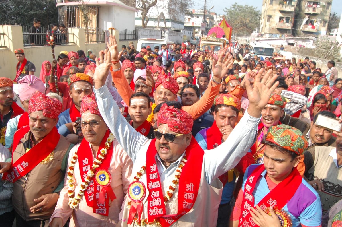 बारात निकली तो शिवमय हो उठा पूरा शहर