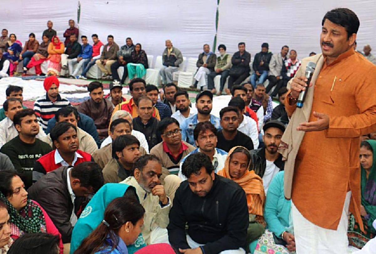 kejriwal and manoj tiwari reached at funeral of youtuber ankit saxena