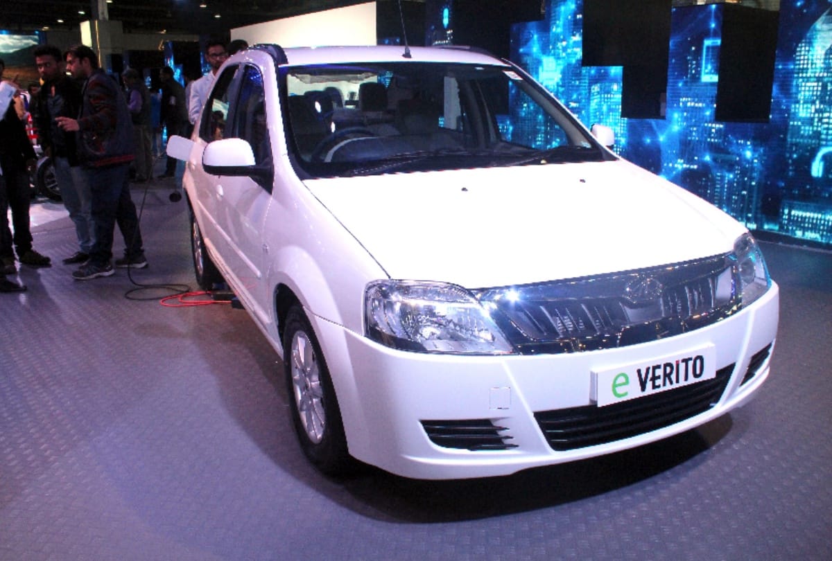 view pics of cars in autoexpo 2018