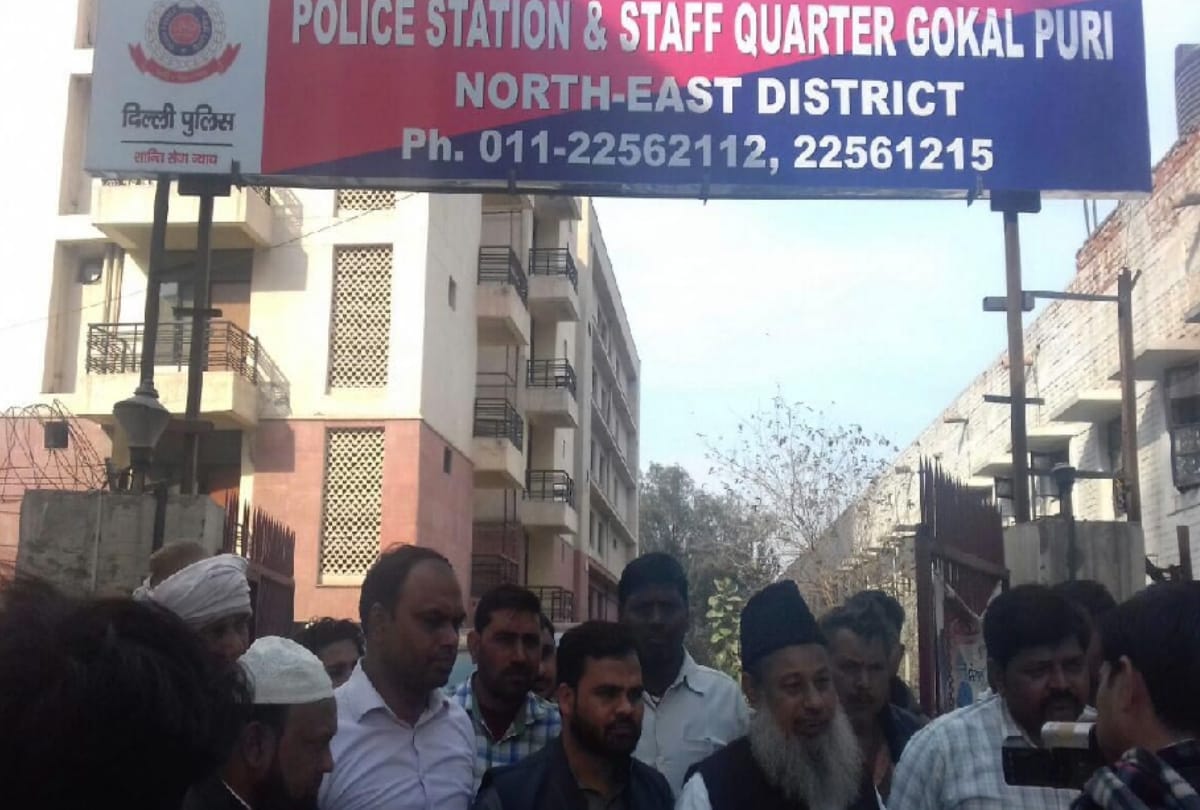 delhi cops brutally thrashed a man to death when he protest against arrest of innocent