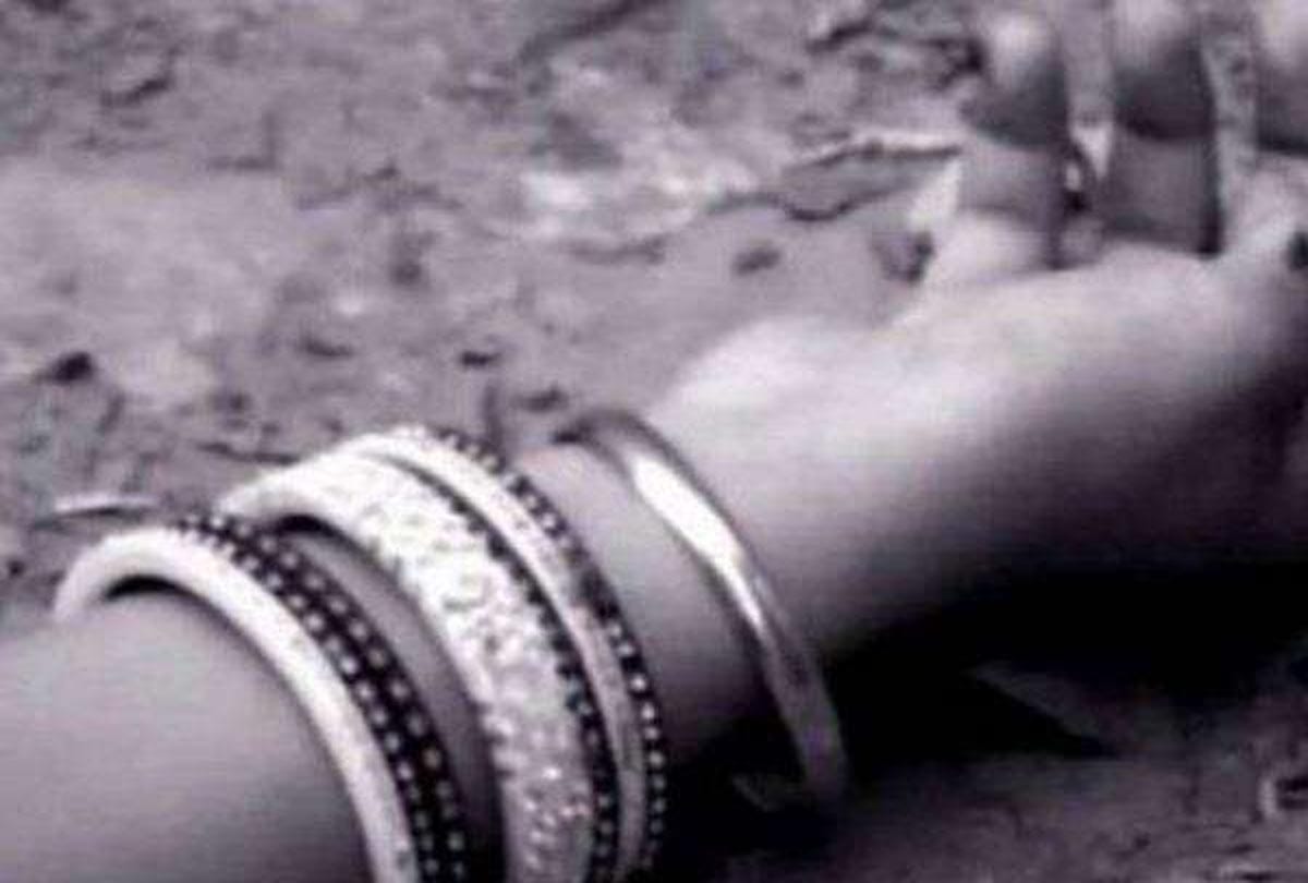 husband killed wife because of extramarital affair