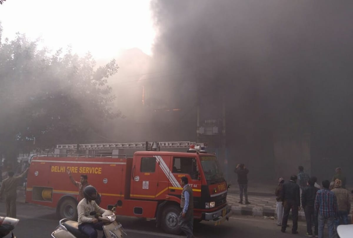 big fire breaks out in delhis mangolpuri shoe factory, more than 2 dozen fire tender on spot