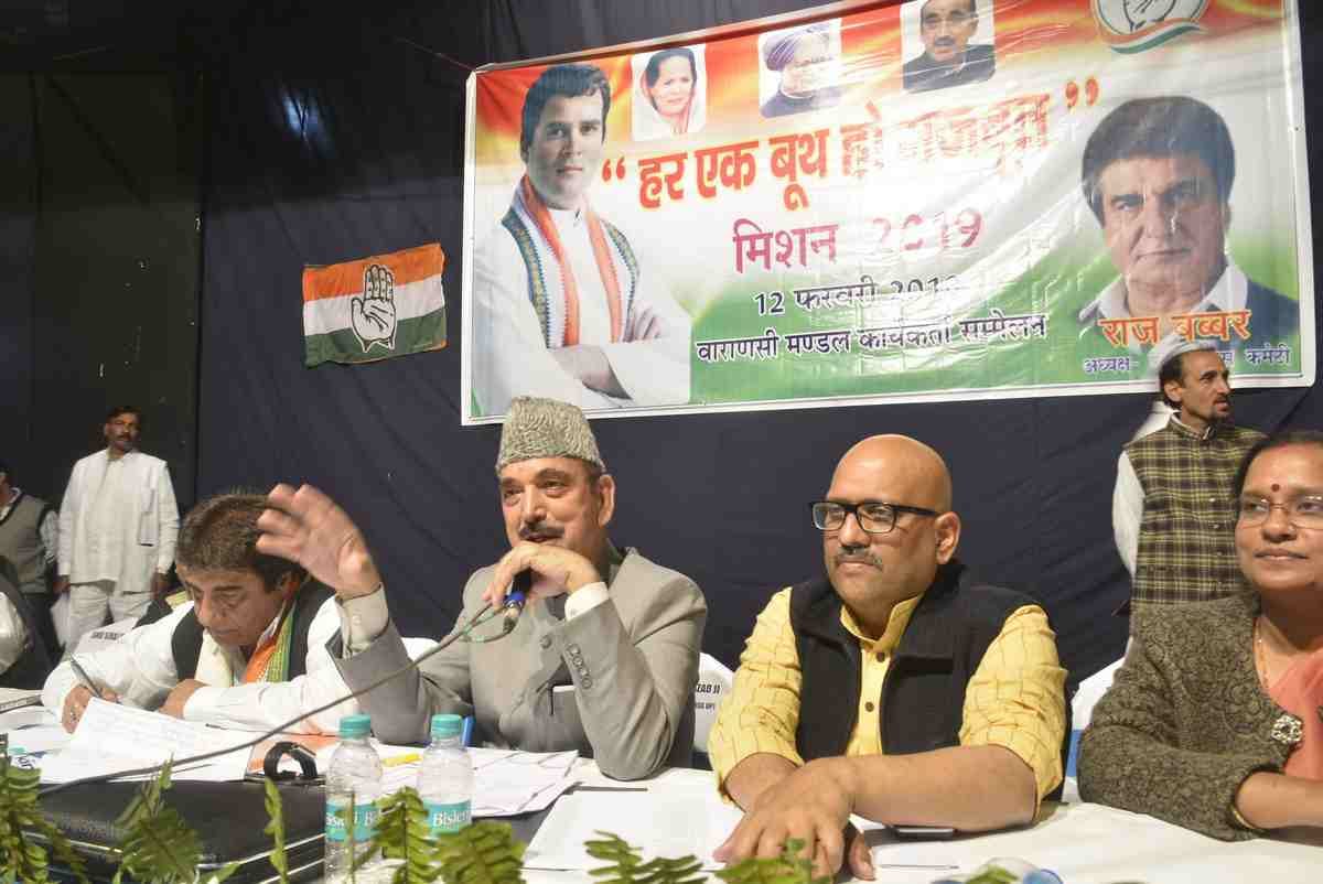 congress leader ghulam nabi azad target rss chief for his army statement