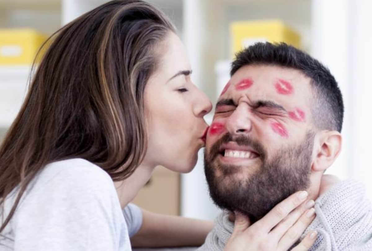 International Kissing Day things you should never do before kissing