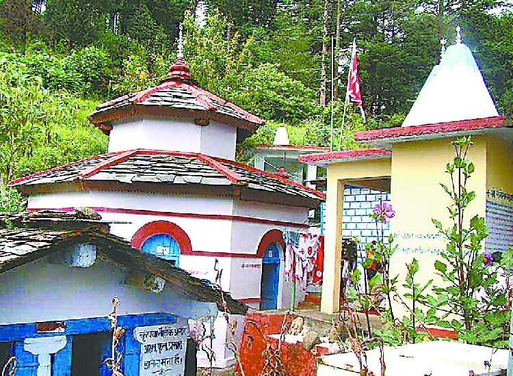 pandavas layed the foundation of shivling in maneshwar shaktipith