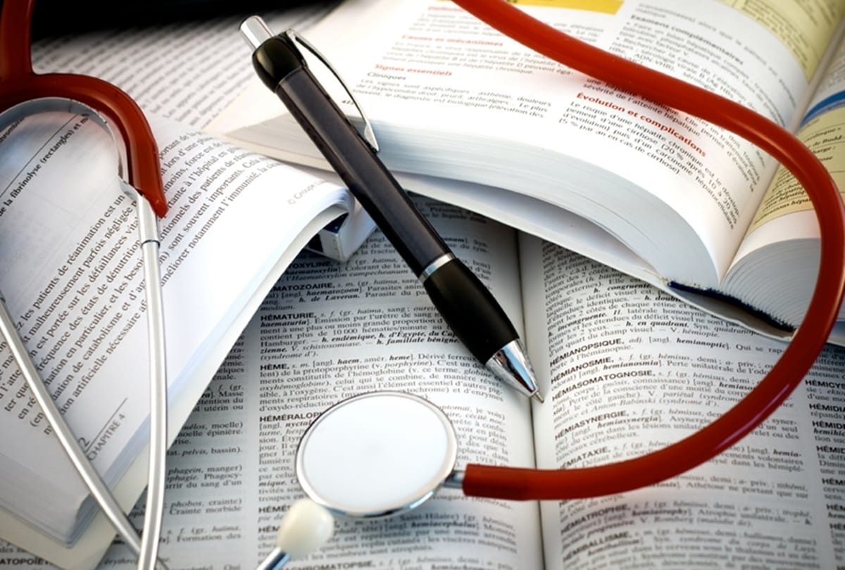 Recommends central examination in MBBS according to New education policy