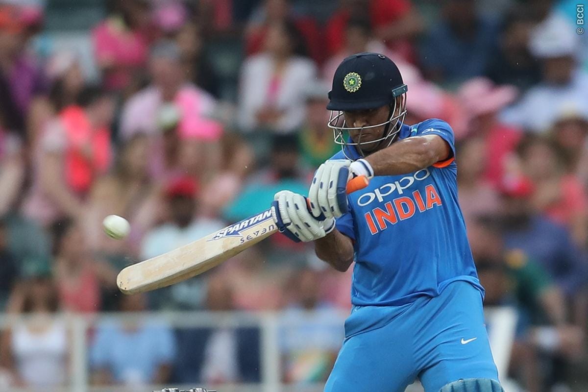 MS Dhoni reveals how age played a part in his decision to bat