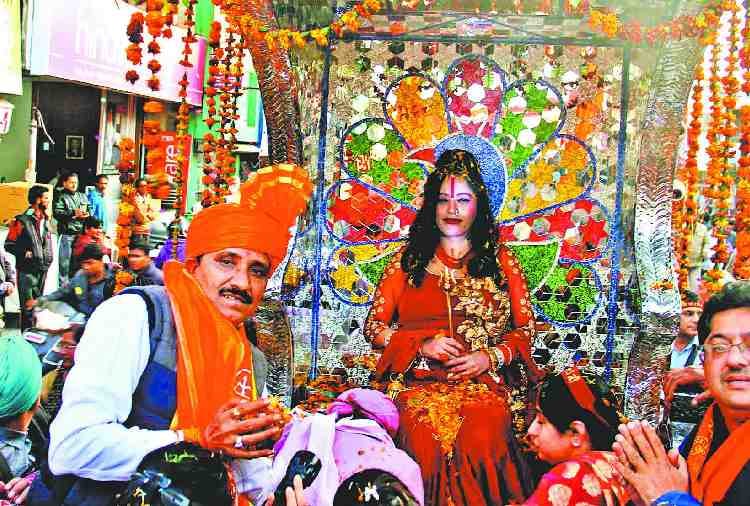 radhe maa in jaguar car in punjab in maha shivratri shobhayatra