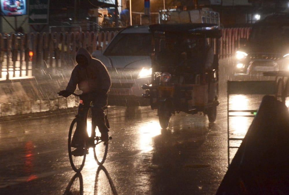 Frost warning in uttarakhand with rain and snowfall
