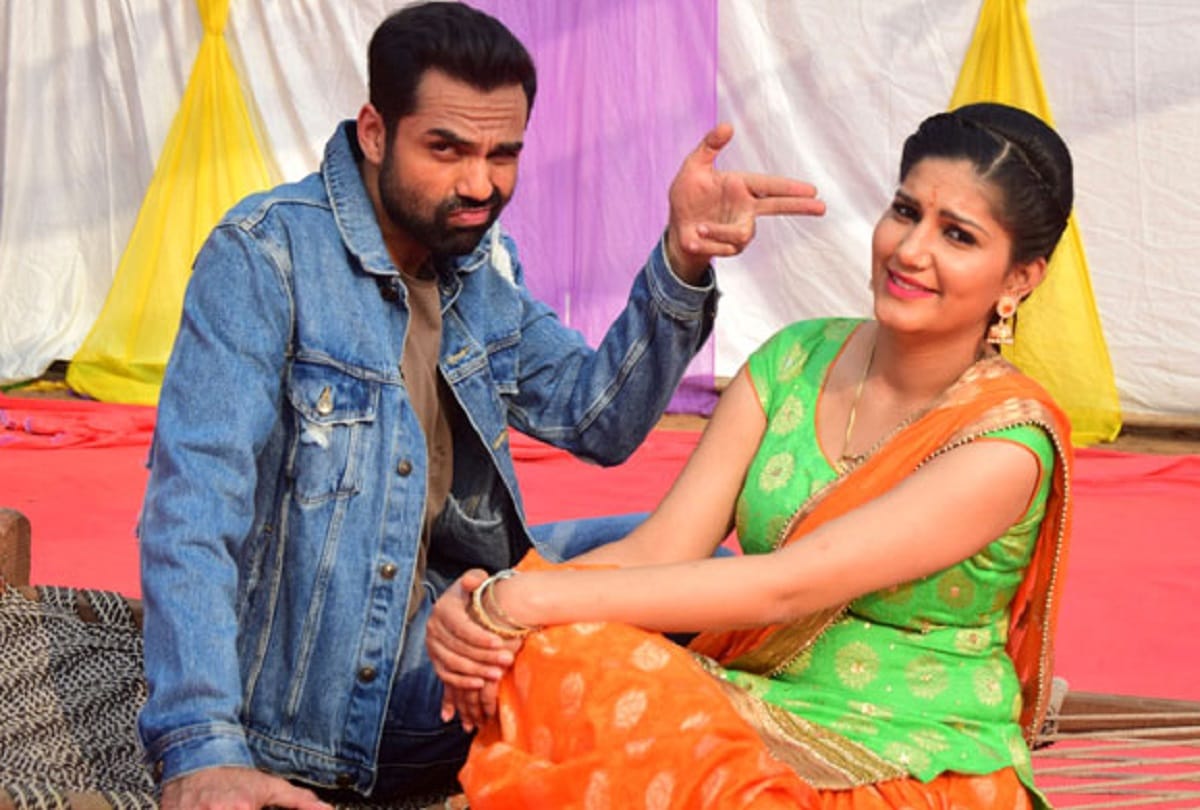 sapna choudhary perform in madhya pradesh fight between teenagers