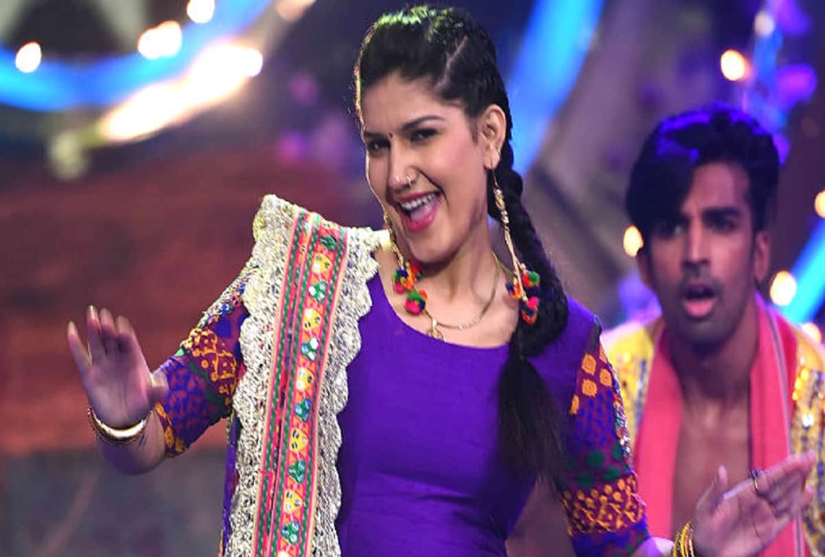Sapna Choudhary turns dance teacher video viral 
