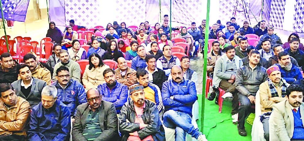 निजी स्कूलों को करना होगा 25 फीसदी गरीब बच्चों का दाखिला