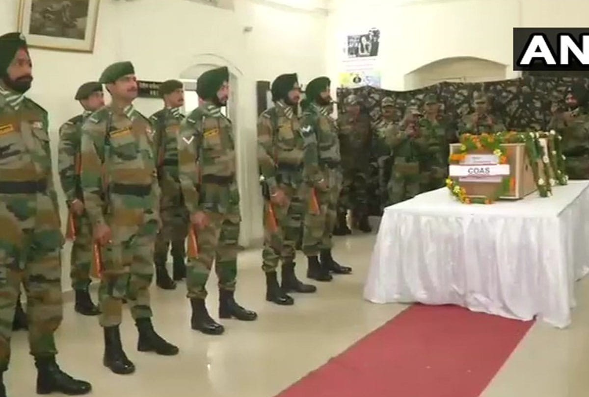 sunjwan army camp attack: wreath laying ceremony of subedar madan lal choudhary who lost his life