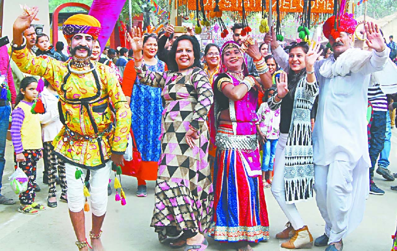 To see the art of artisan and artists, come Surjkund fair 2018