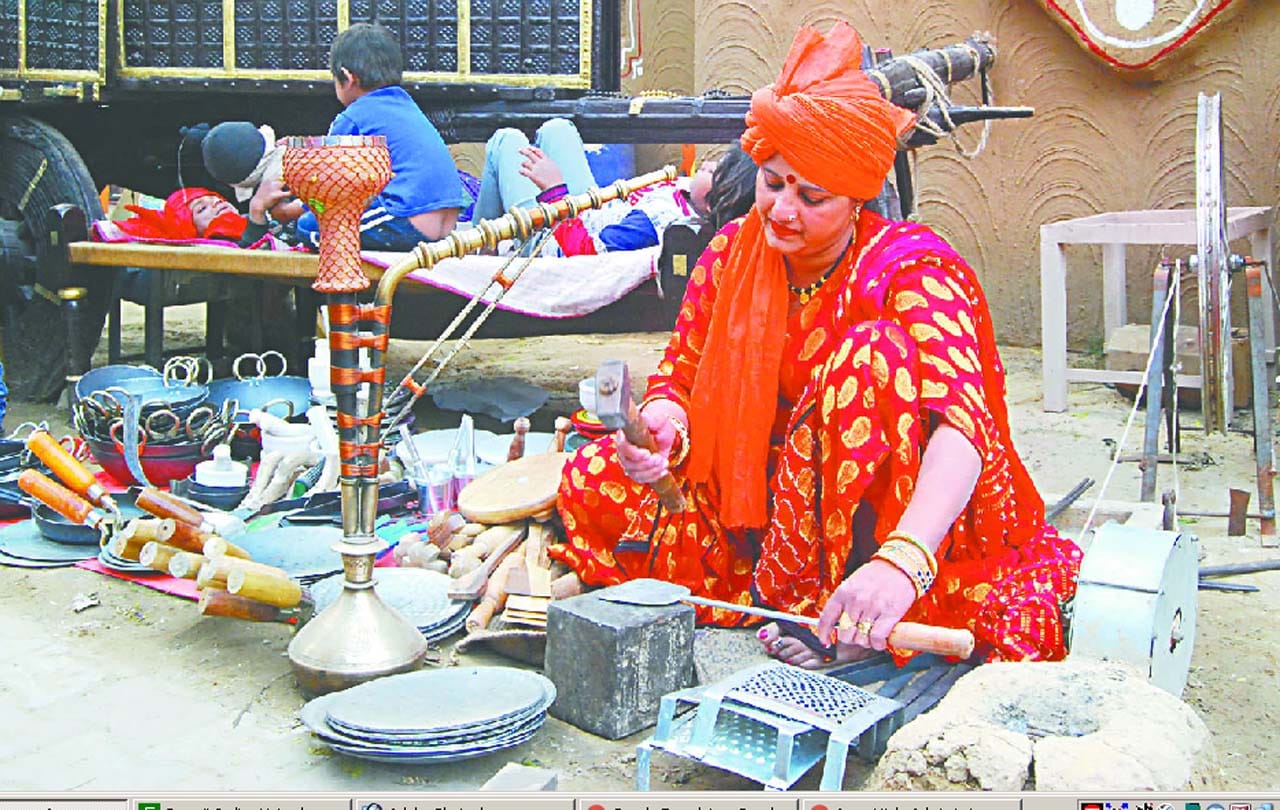 To see the art of artisan and artists, come Surjkund fair 2018