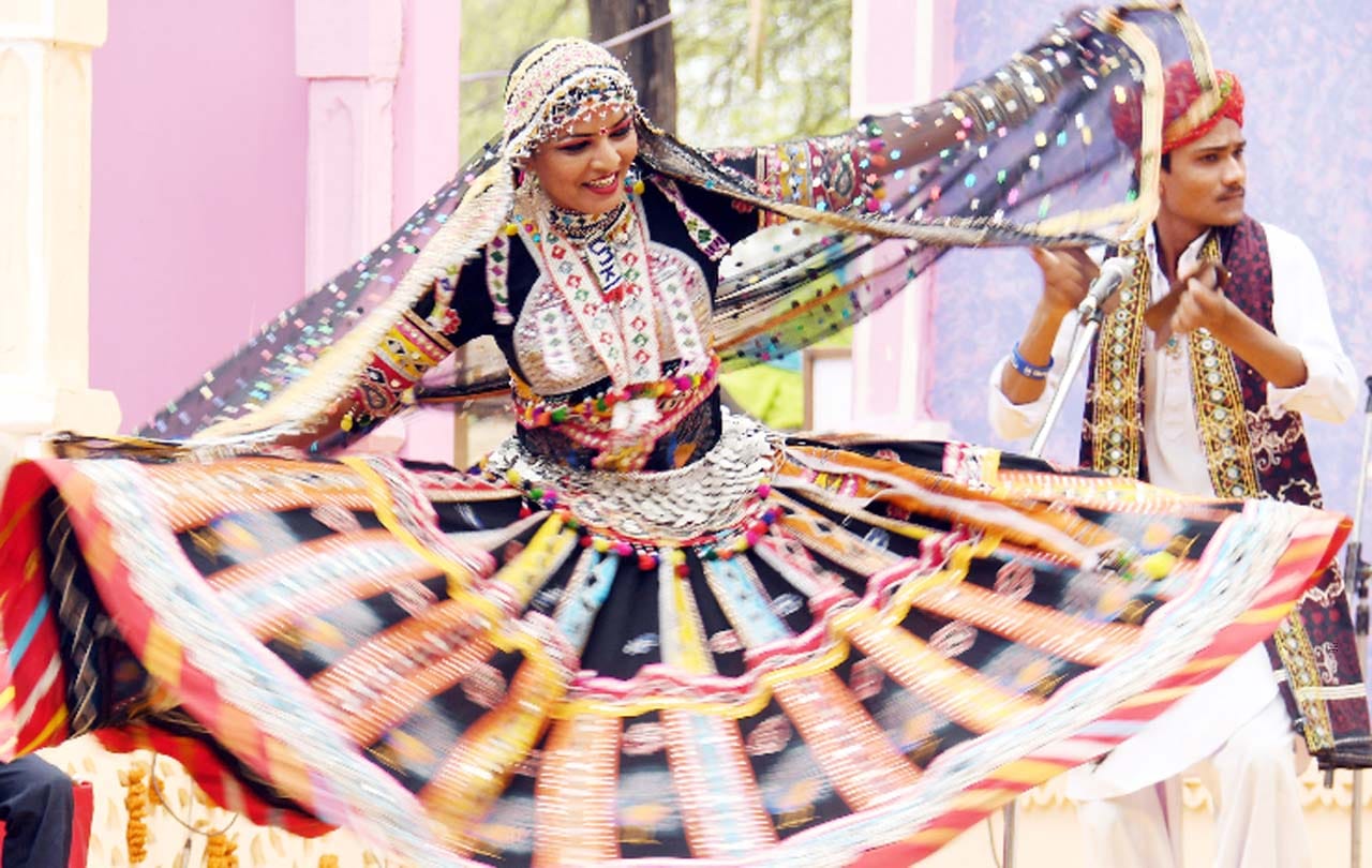 To see the art of artisan and artists, come Surjkund fair 2018