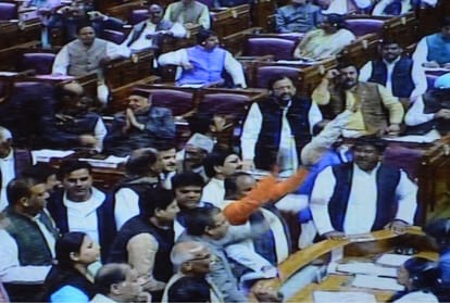 bjp attacks again on samajwadi party in vidhan mandal.