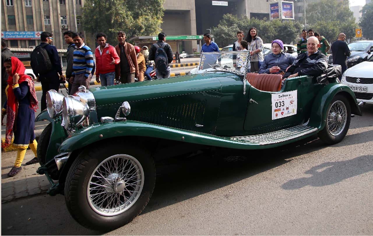 View pics of Statesman Vintage Car Rally at Delhi