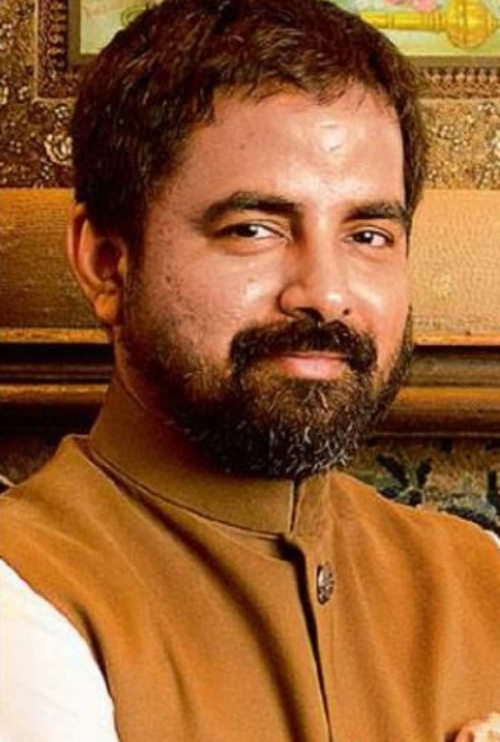 rajni basumatary takes on sabyasachi mukherjee saree remark