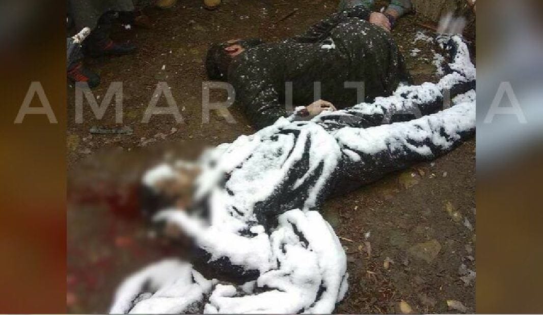 Two Lashkar-e-Taiba terrorists have been killed in a bike accident in Sopore