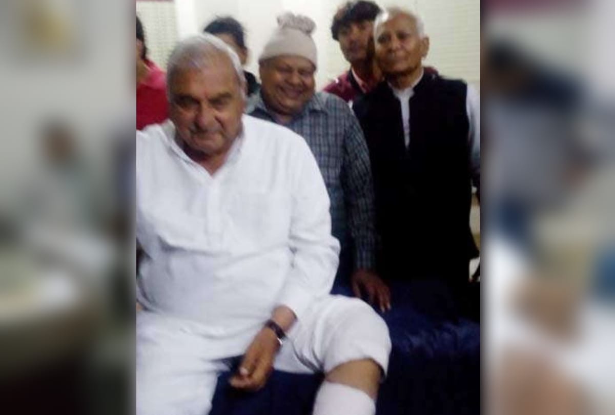 haryana former cm bhupinder singh hooda leg bone fracture after he fall on ground in event at palwal