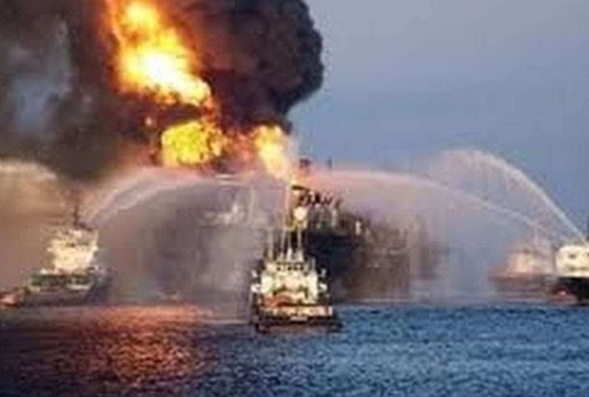 explosion at shipyard where many died and injured in kerala cochin