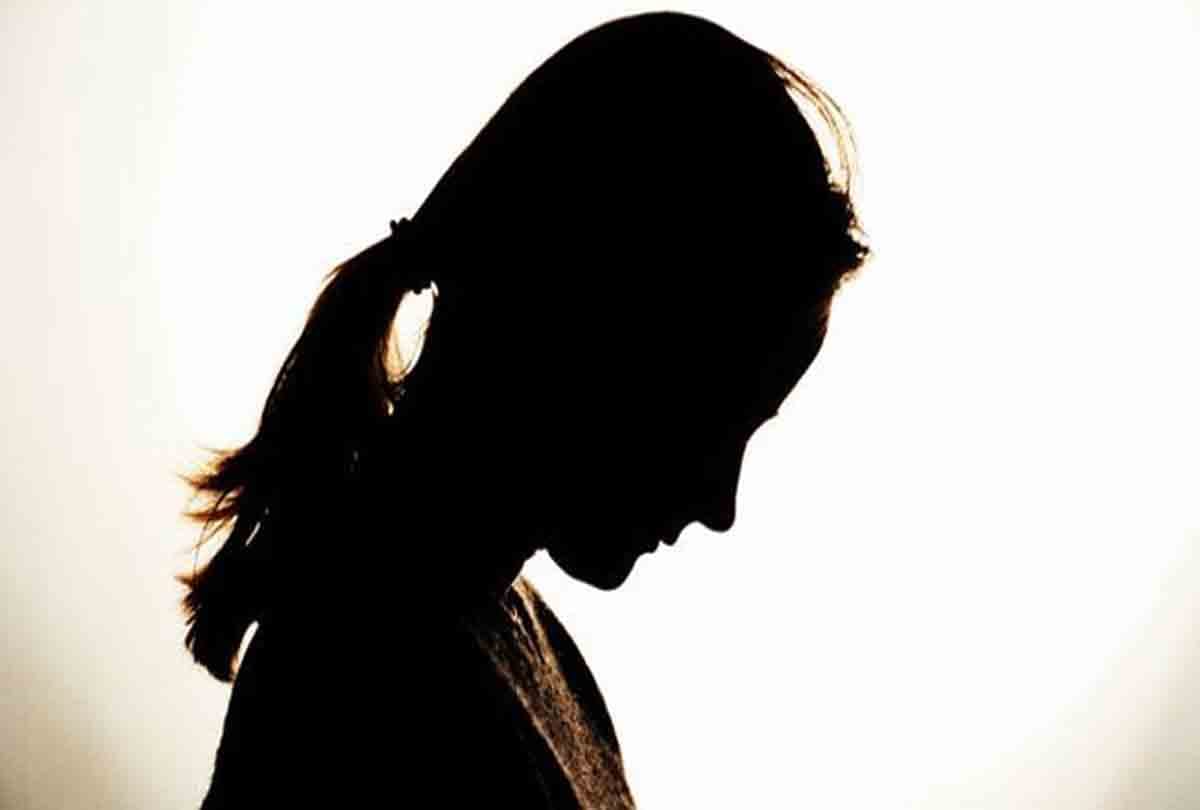 15 years old girl raped in up