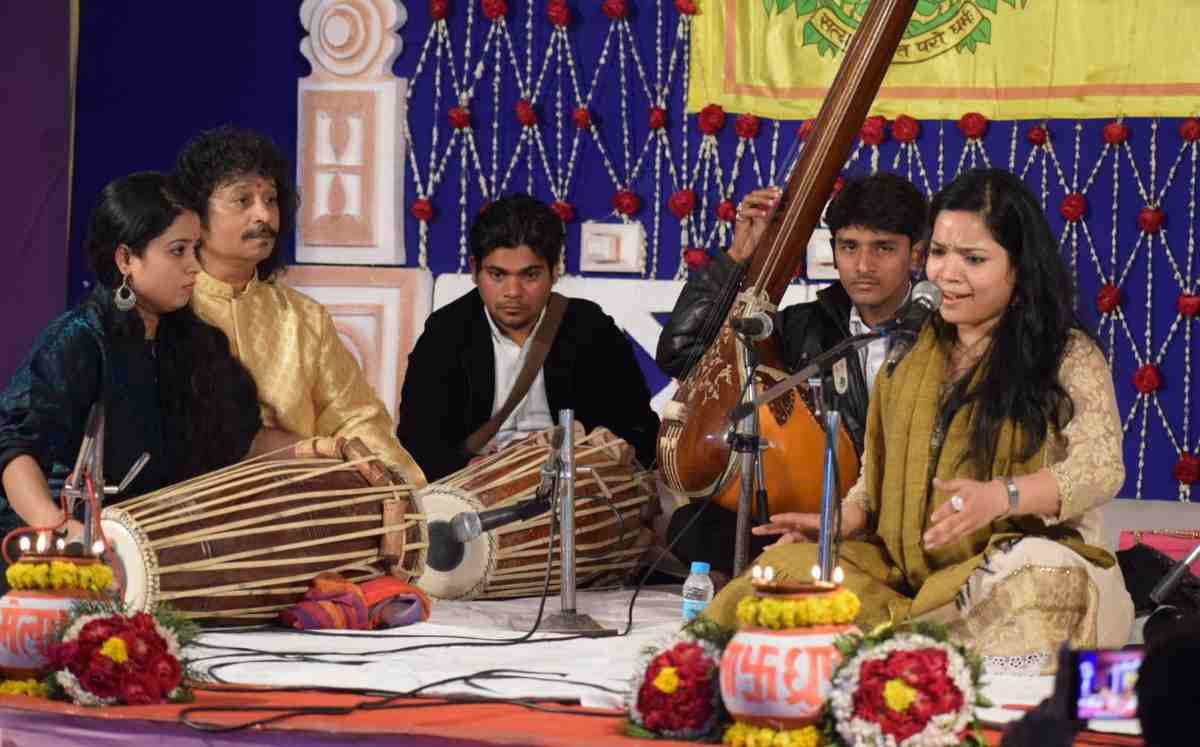 Dance and music programme in varanasi
