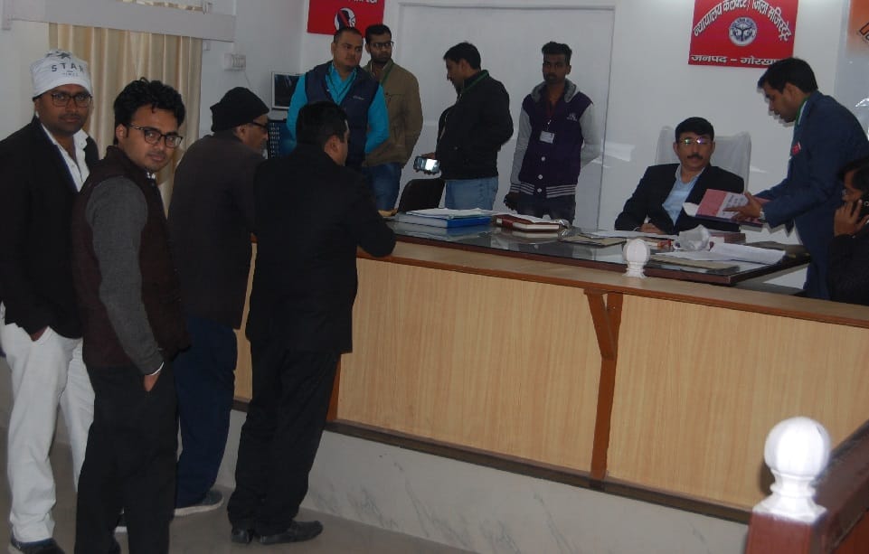 50 हजार से ज्यादा कैश हो तो ब्यौरा साथ रखें