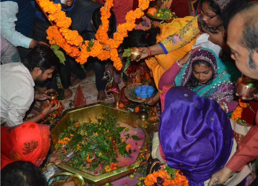 हर-हर महादेव की गूंज से शिवमय हुआ शहर