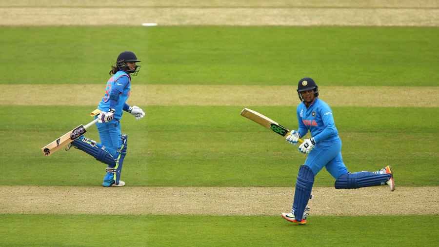 indian women team beat south africa by seven wickets in first t20