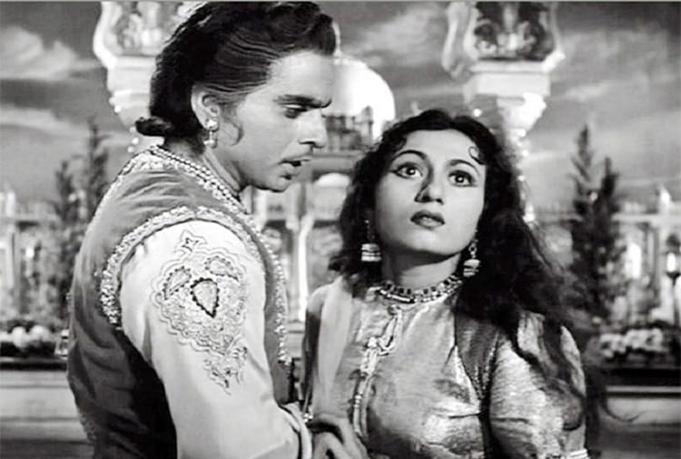 valentine day- know love story of a Beautiful heroine, who Was born on valentine day