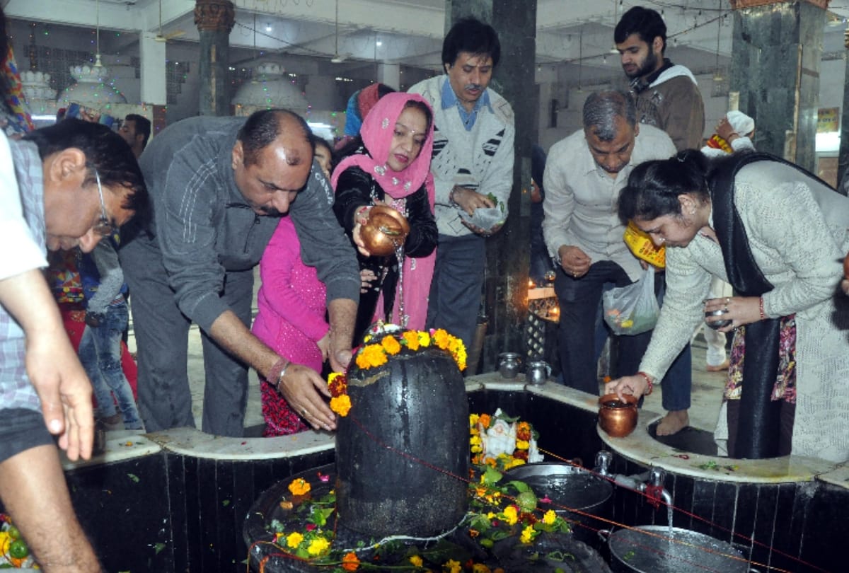 people of delhi ncr celebrated mahashivaratri 2018, view pics