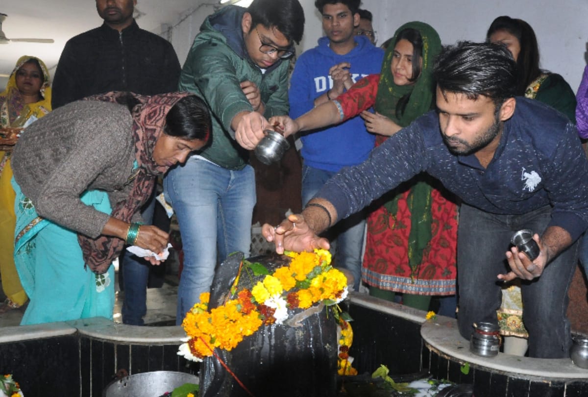 people of delhi ncr celebrated mahashivaratri 2018, view pics