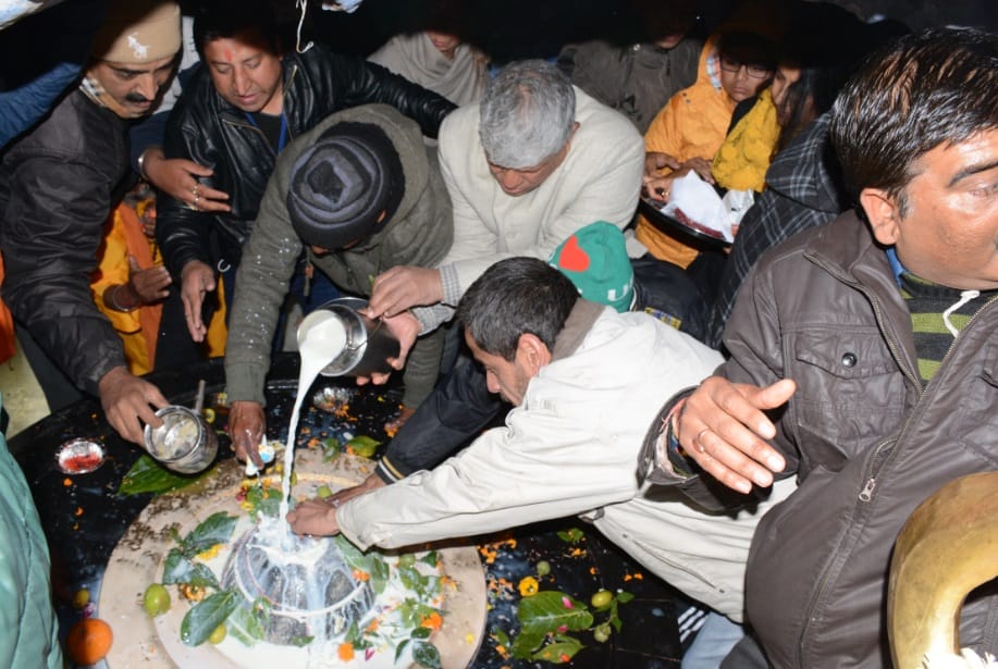 Maha Shivaratri‬ puja 2018 in lord shiva temple dehradun