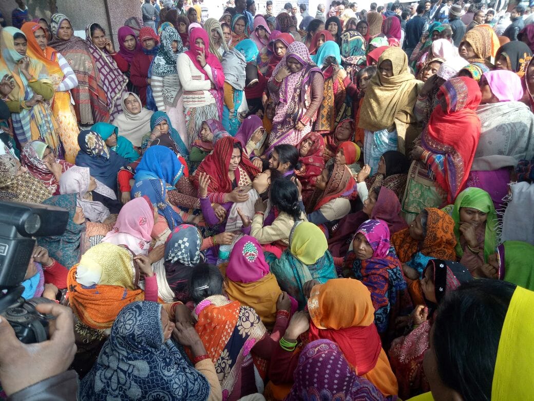 Mathura etah mainpuri firozabad accident eight died and other injured