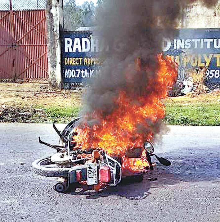 ruckus on highway in moradabad