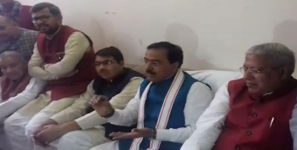 Deputy CM said, india has no option other than Modi, serious allegation against SP