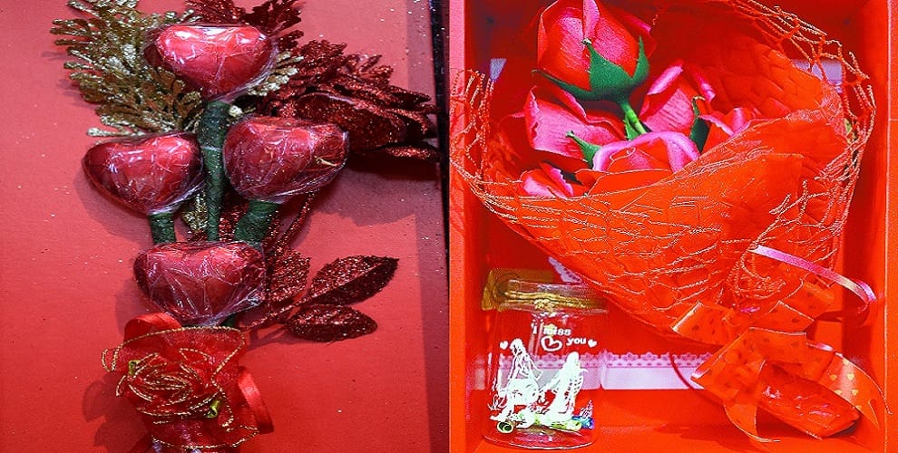 Valentine Day Special: here you will find a favorite gift, express your love with beautiful gifts