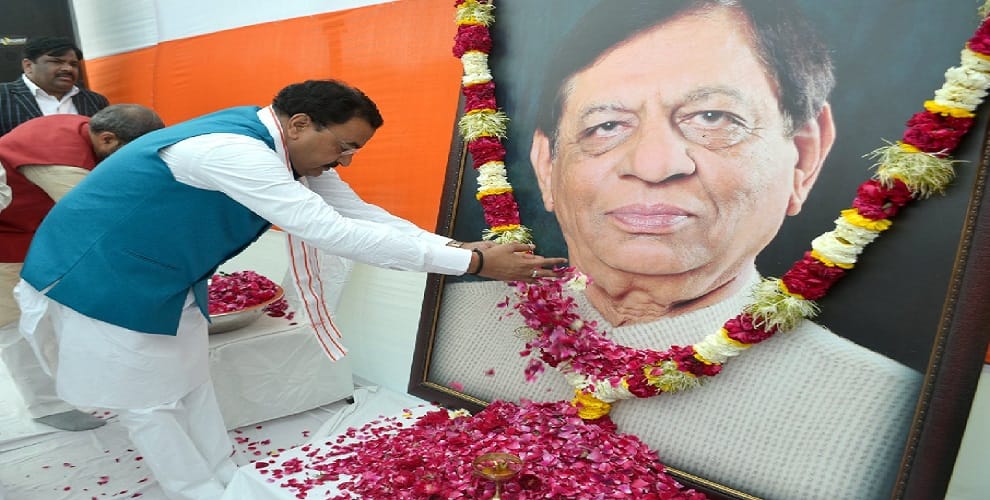 Deputy CM arrived to pay homage on Babu Hukum Singh, read the full news in one click