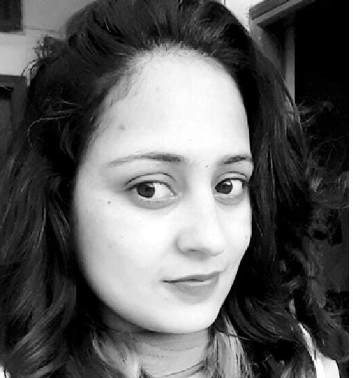 खखरियाना की खिना बनी वायुसेना में लेफ्टिनेंट
