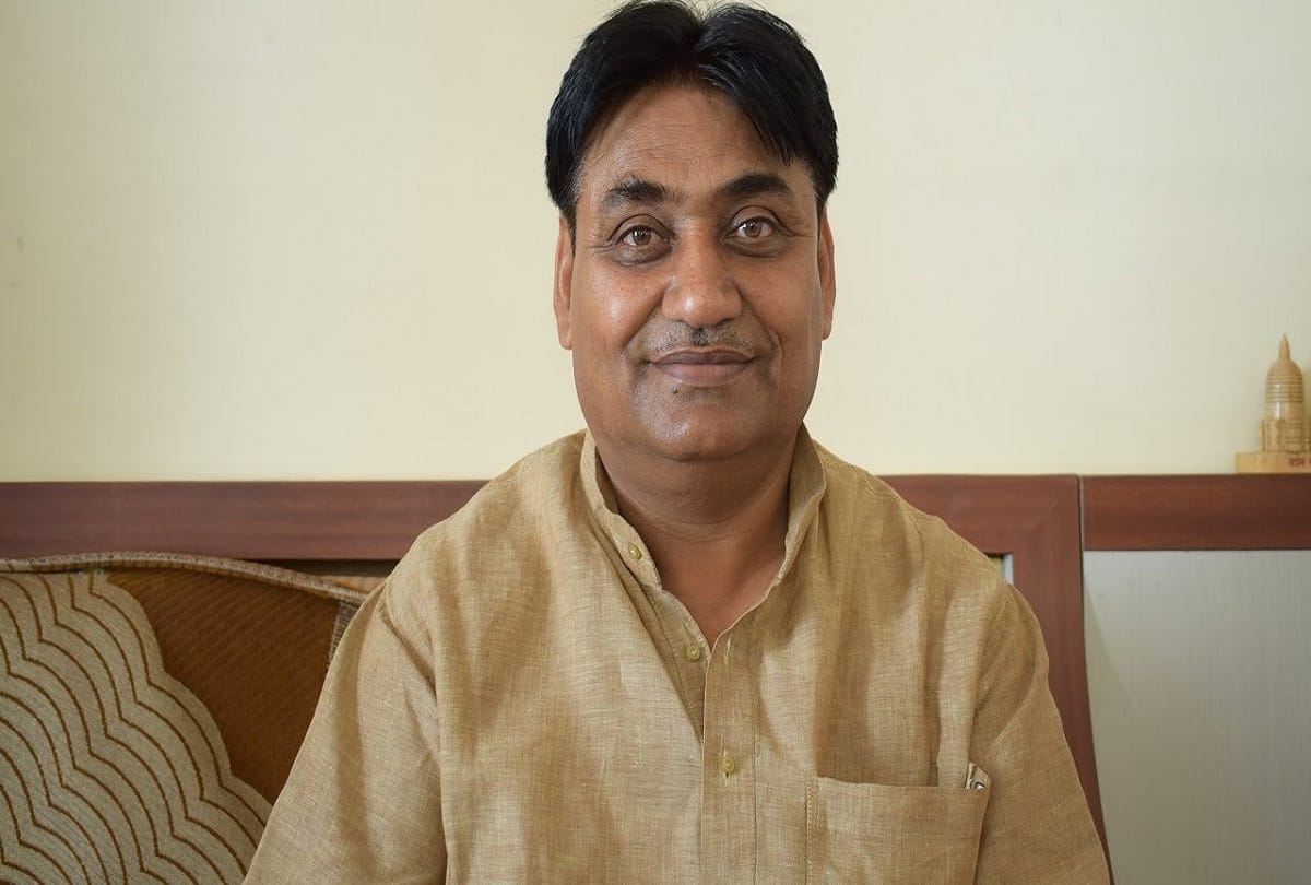 Govind Singh Dotasara retaliated on PM Modi allegation of familyism on Congress